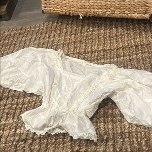 SPINNS Attitude Makes Style Japanese White Eyelet Quarter Sleeve Blouse